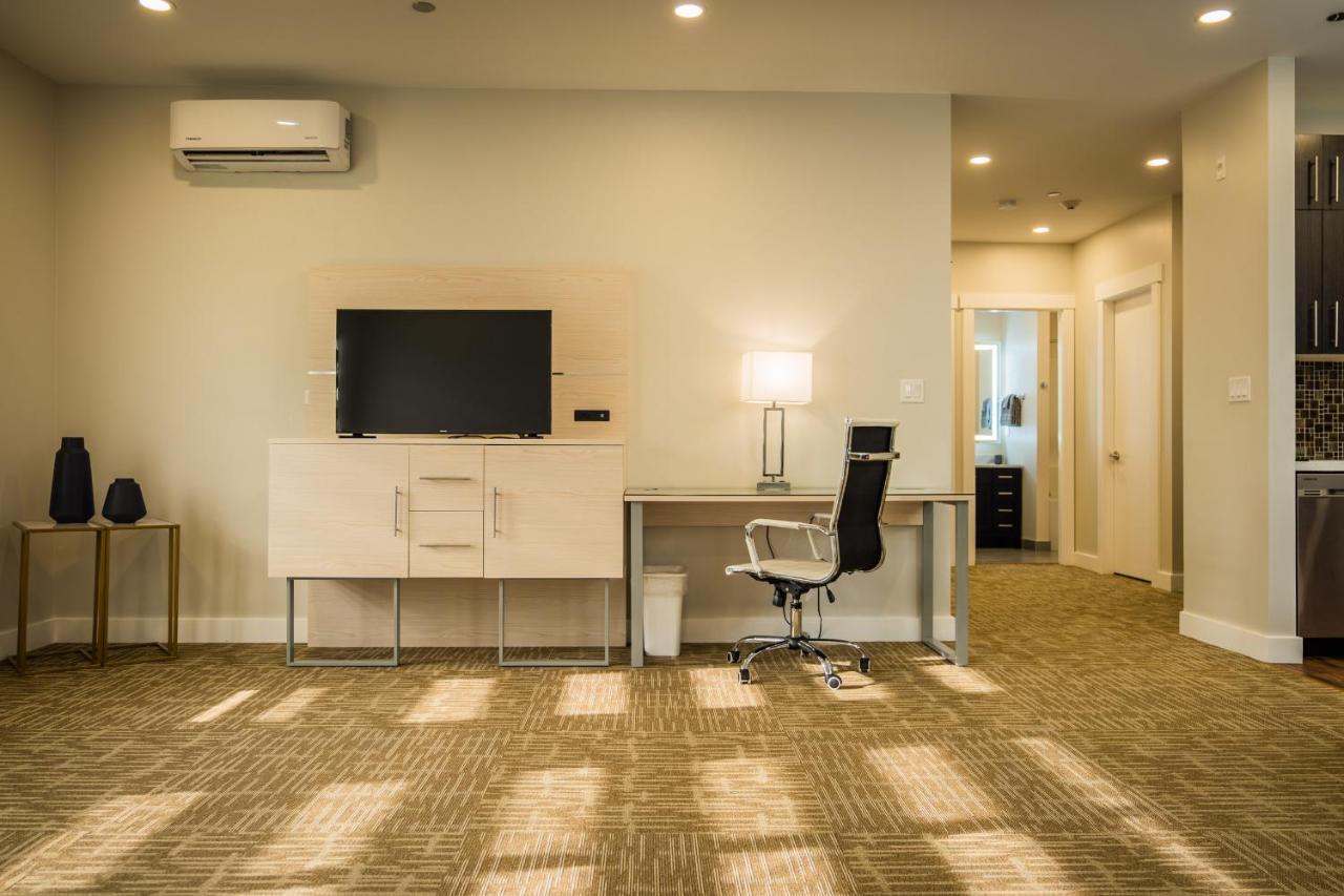 Quality Inn Sunshine Suites Terrace Esterno foto