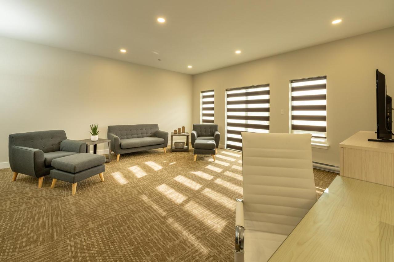 Quality Inn Sunshine Suites Terrace Esterno foto
