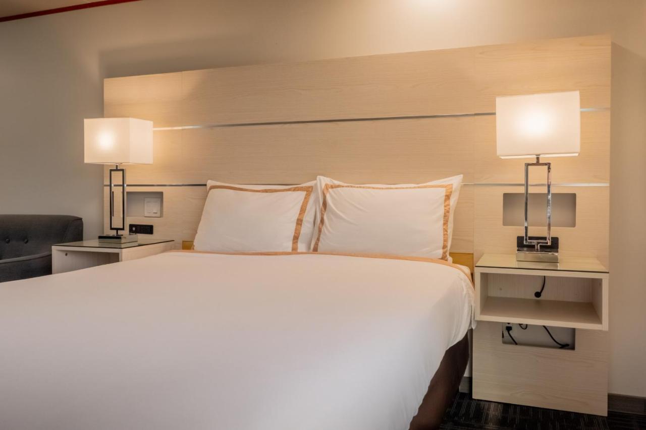 Quality Inn Sunshine Suites Terrace Esterno foto