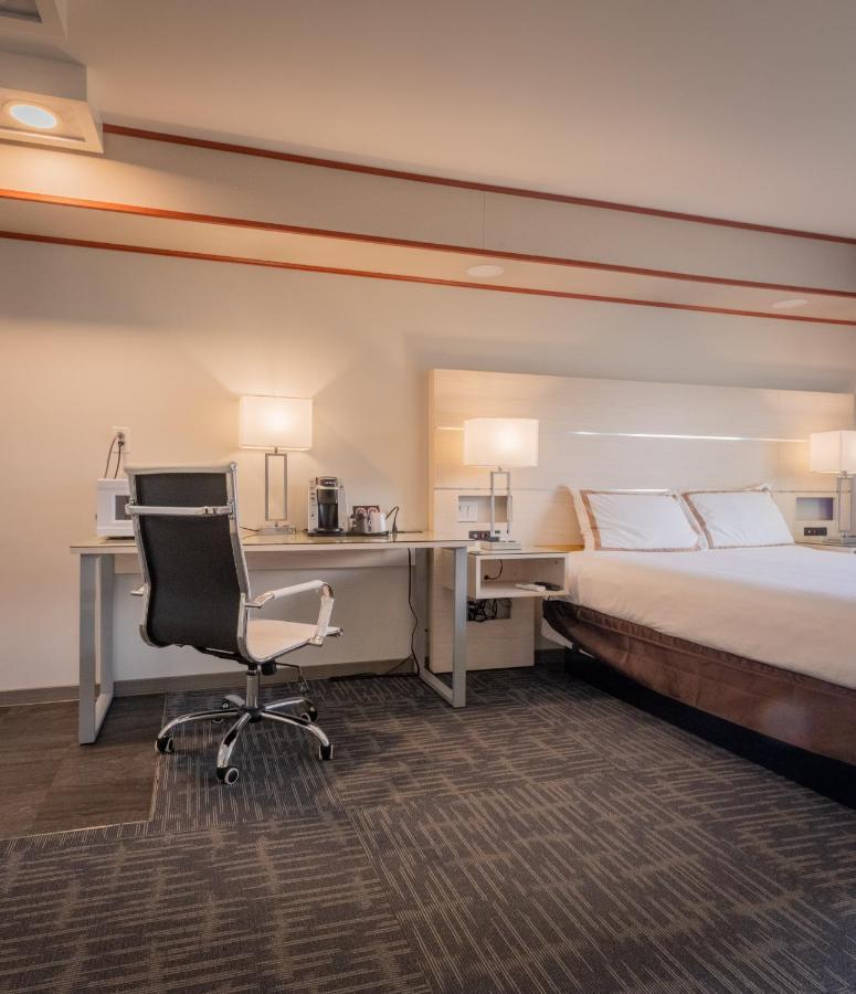 Quality Inn Sunshine Suites Terrace Esterno foto