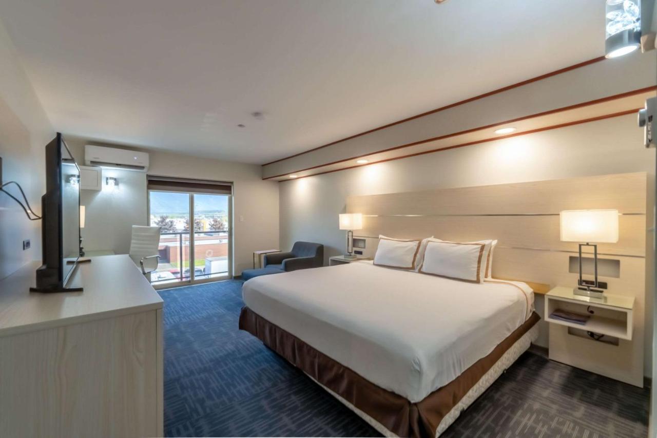 Quality Inn Sunshine Suites Terrace Esterno foto