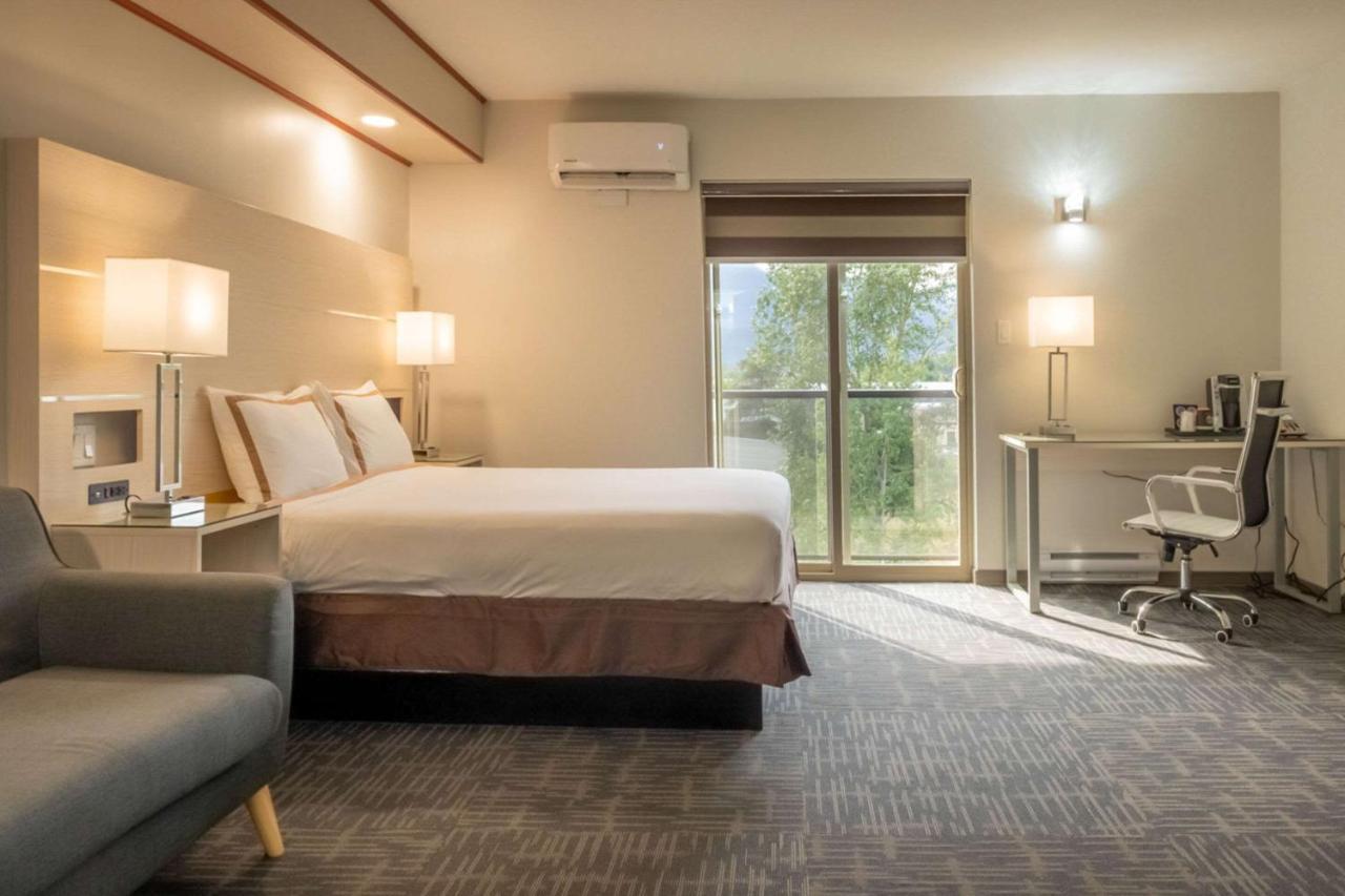 Quality Inn Sunshine Suites Terrace Esterno foto