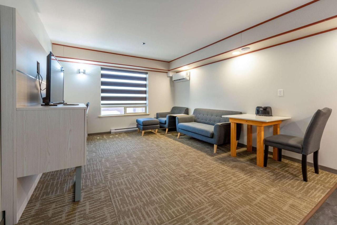 Quality Inn Sunshine Suites Terrace Esterno foto