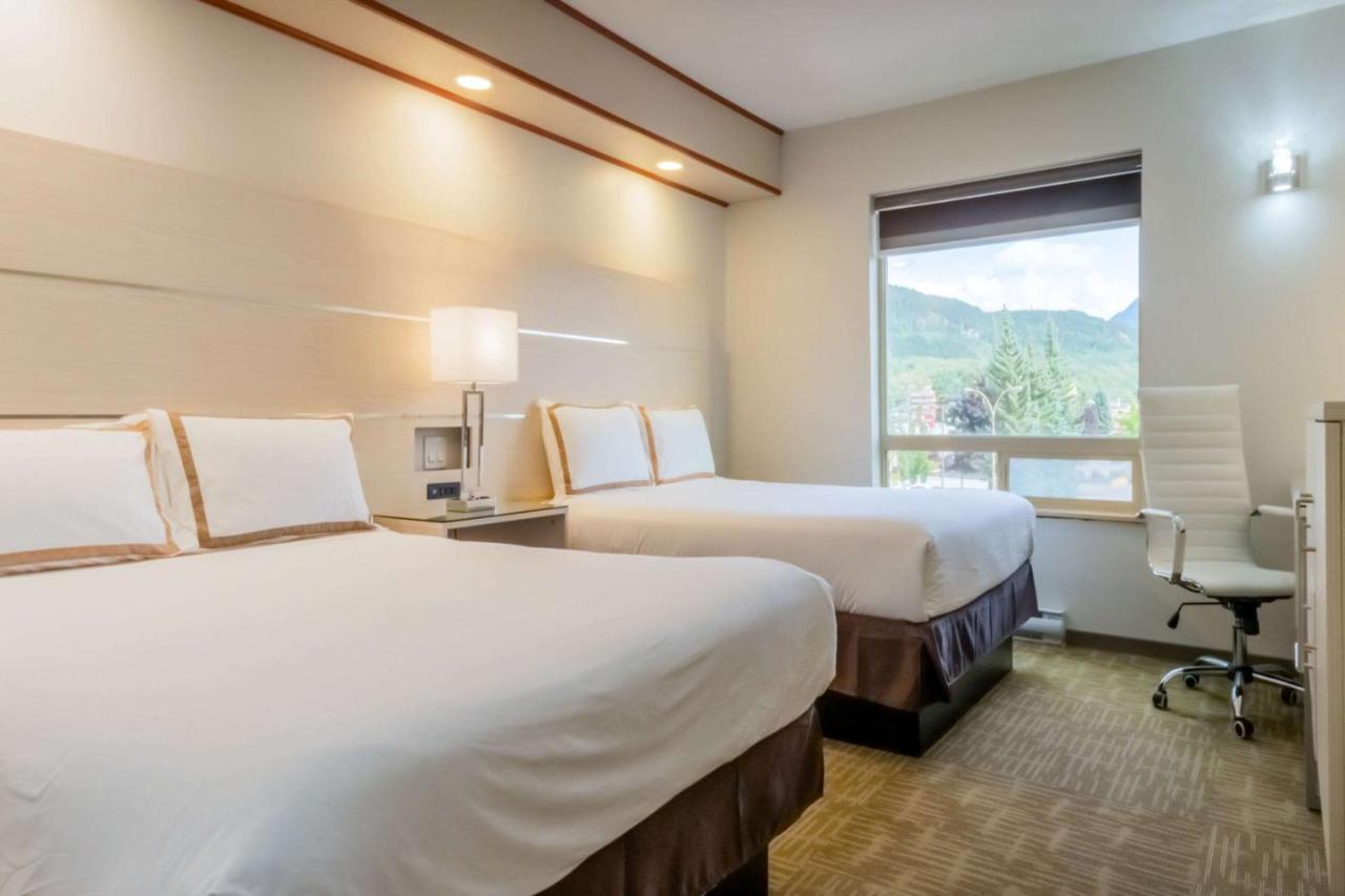 Quality Inn Sunshine Suites Terrace Esterno foto